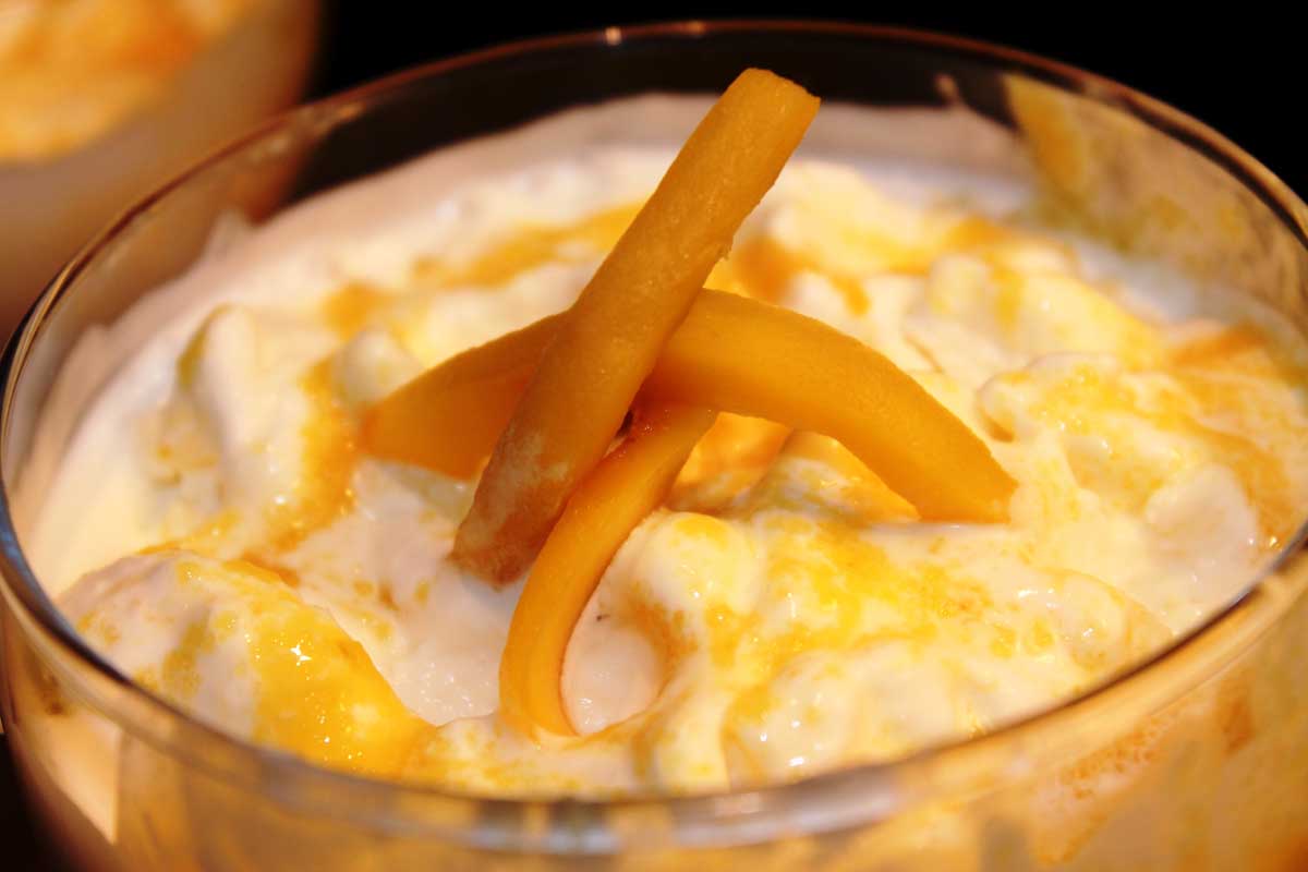 Helado de yogur con mango sin lactosa