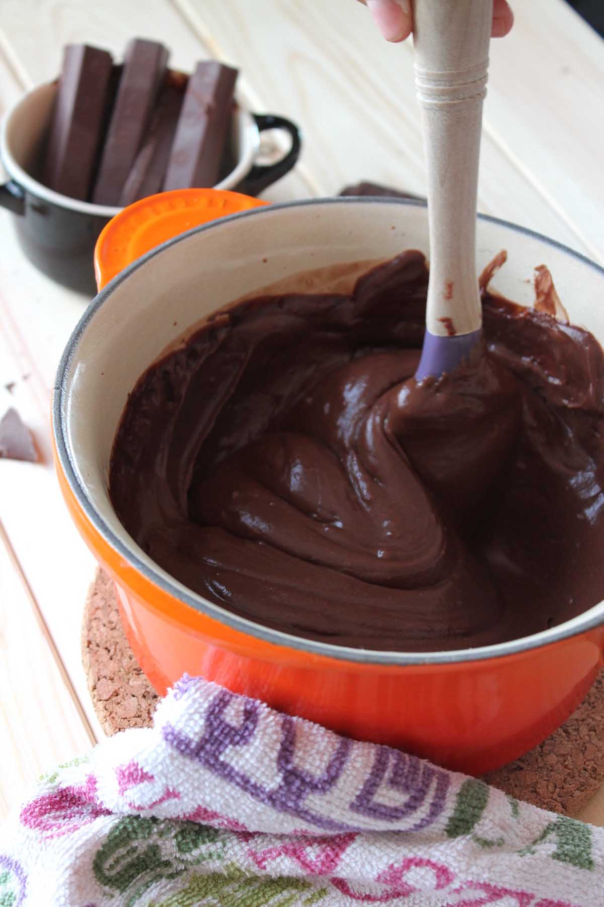 Crema pastelera de chocolate sin lactosa