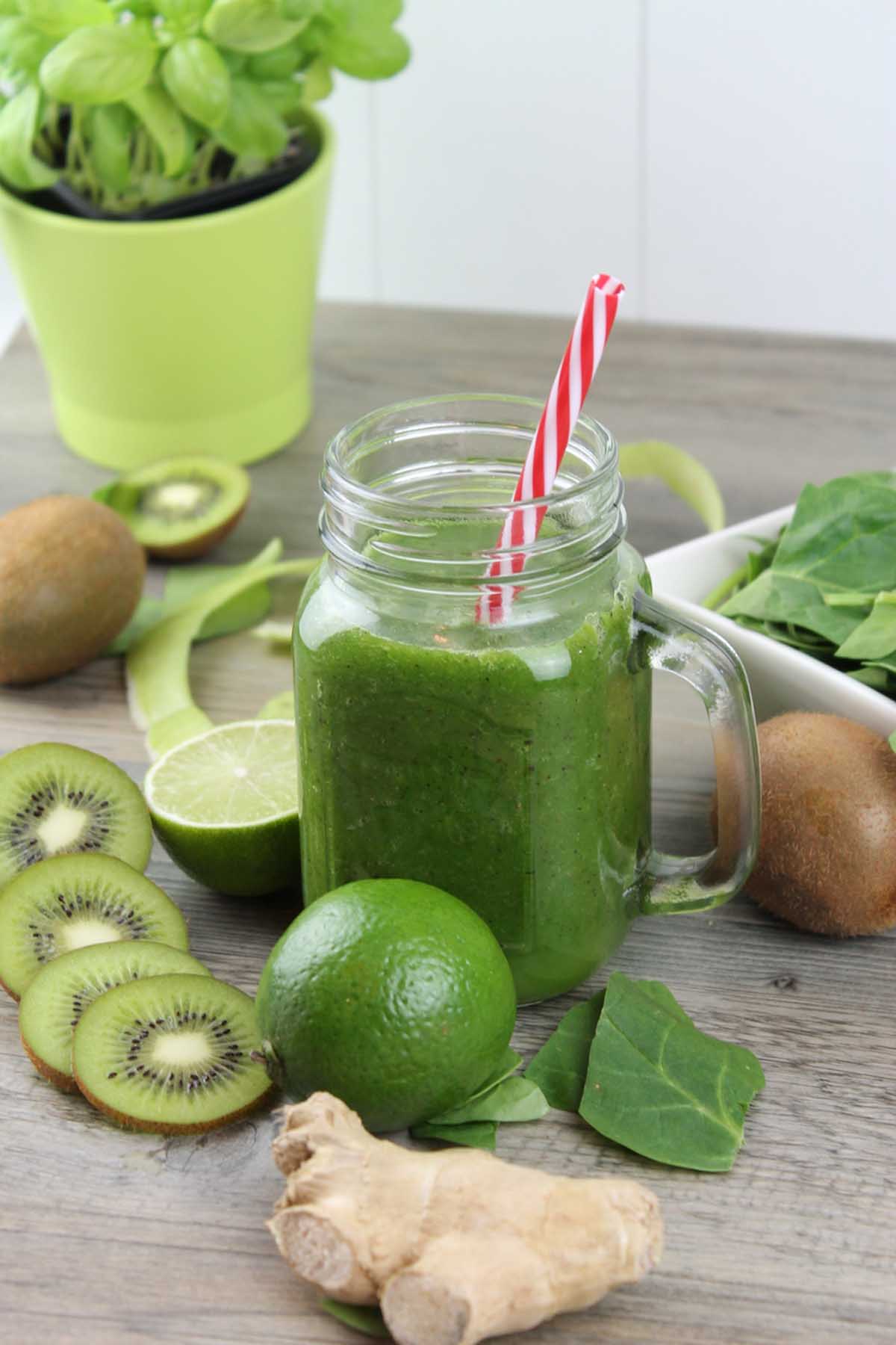 Cură de detoxifiere de 7 zile cu smoothie-uri verzi - Doza de Sănătate