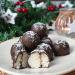 Bolitas de coco y chocolate sin lactosa para Navidad